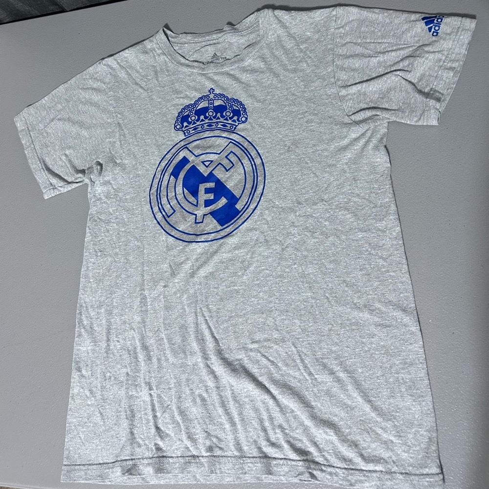 Real Madrid soccer team adidas t shirt small